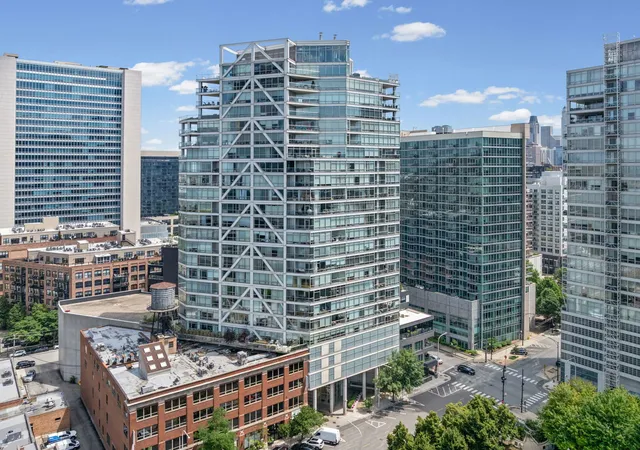 Homes for sale in Chicago, IL | 510 W Erie St #1303, Chicago, IL 60654 | MLS# 12691989