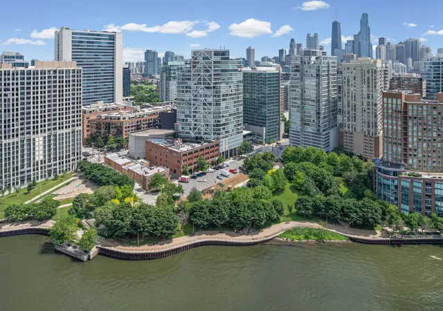 Homes for sale in Chicago, IL | 510 W Erie Street, Chicago, IL 60654 | Houzeo