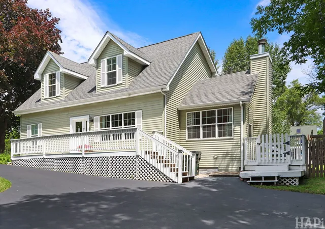 2nd image of 40431 N Fairview St, Antioch, IL 60002 | MLS# 12691991