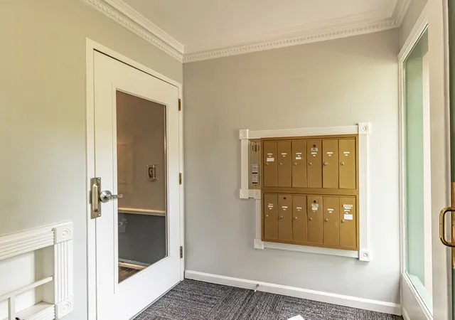 Homes for sale in Arlington Heights, IL | 711 E Falcon Dr #201, Arlington Heights, IL 60005 | MLS# 12691994