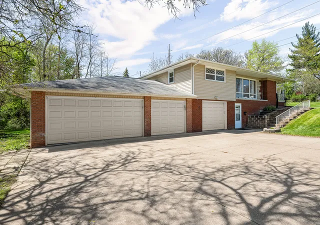 Photo 3 of Sale Pending at 2400 27th Street, Rock Island, IL 61201 | MLS# 12692057 | Listing updated on 2026-10-02
