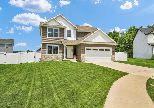 2nd image of 216 Red Bud Dr, Mahomet, IL 61853 | MLS# 12692063