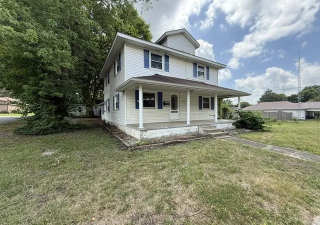 1st image of 1110 E Oak St, West Frankfort, IL 62896 | MLS# 12692067