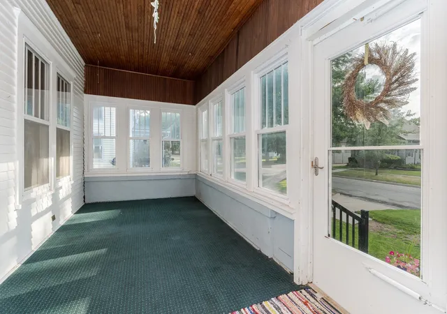Photo 3 of Single family home for sale at 711 N Mill St, Pontiac, IL 61764 | MLS# 12692081 | Listing updated on 2026-09-22