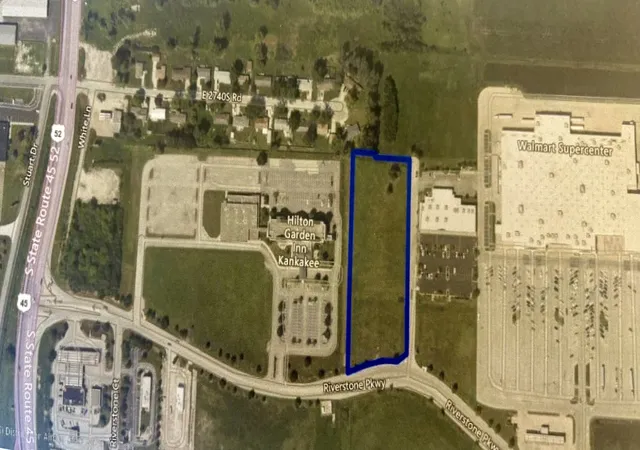 1st image of 475 Riverstone Pkwy, Kankakee, IL 60901 | MLS# 12692098