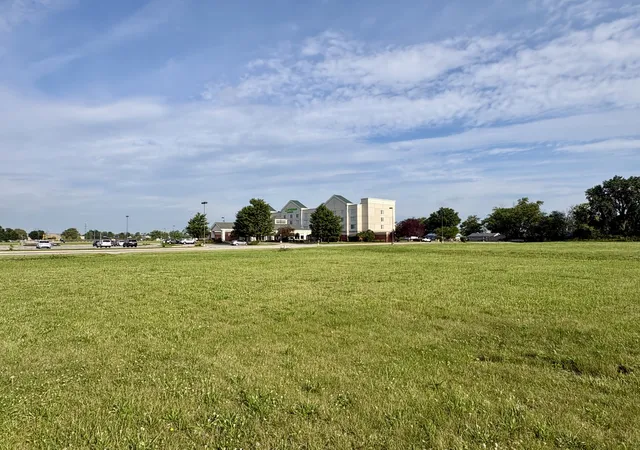 4th image of 475 Riverstone Pkwy, Kankakee, IL 60901 | MLS# 12692098
