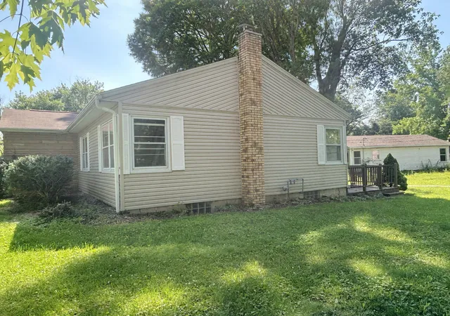 Homes for sale in Duquoin, IL | 515 E Cedar Ave, Duquoin, IL 62832 | MLS# 12692104