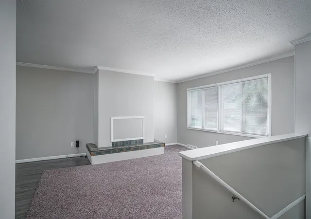 Photo 3 of Single family home for sale at 4430 Canterbury Ln, Davenport, IA 52806 | MLS# 12692112 | Listing updated on 2026-10-18