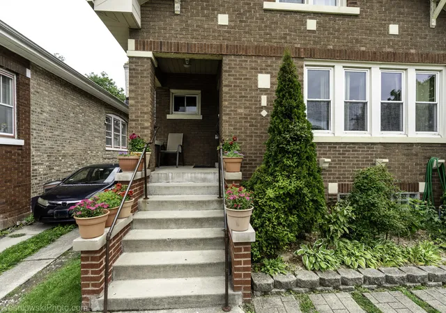 5th image of 2017 S 11Th Ave, Maywood, IL 60153 | MLS# 12692142
