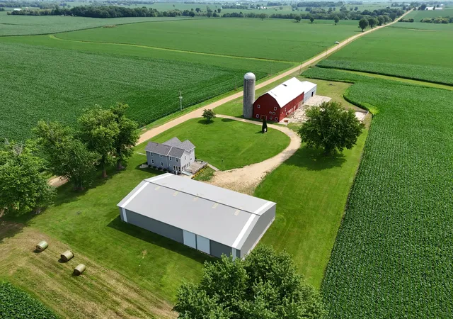Homes for sale in Dakota, IL | 312 E Buckeye Rd, Dakota, IL 61018 | MLS# 12692143