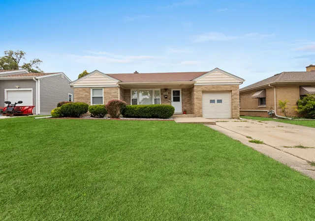 1st image of 251 W 10th St, Chicago Heights, IL 60411 | MLS# 12692154