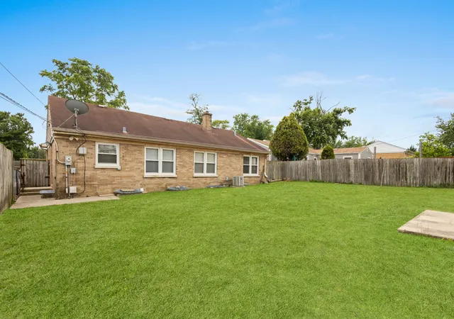28th image of 251 W 10th St, Chicago Heights, IL 60411 | MLS# 12692154
