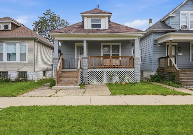 1st image of 10747 S Forest Ave, Chicago, IL 60628 | MLS# 12692194