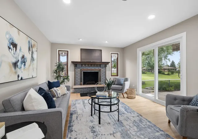 Homes for sale in Orland Park, IL | 8226 Bob O Link Rd, Orland Park, IL 60462 | MLS# 12692213