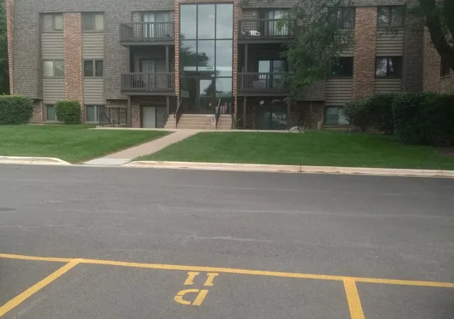 Photo 2 of Condo for sale at 1480 Stonebridge Cir #D-1, Wheaton, IL 60189 | MLS# 12692217 | Listing updated on 2026-08-18