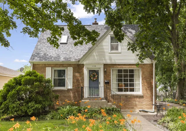 Photo 1 of Single family home for sale at 1110 N President St, Wheaton, IL 60187 | MLS# 12692225 | Listing updated on 2026-08-28