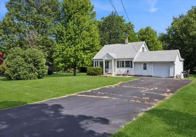 Homes for sale in Wauconda, IL | 139 Kent Ave, Wauconda, IL 60084 | MLS# 12692226
