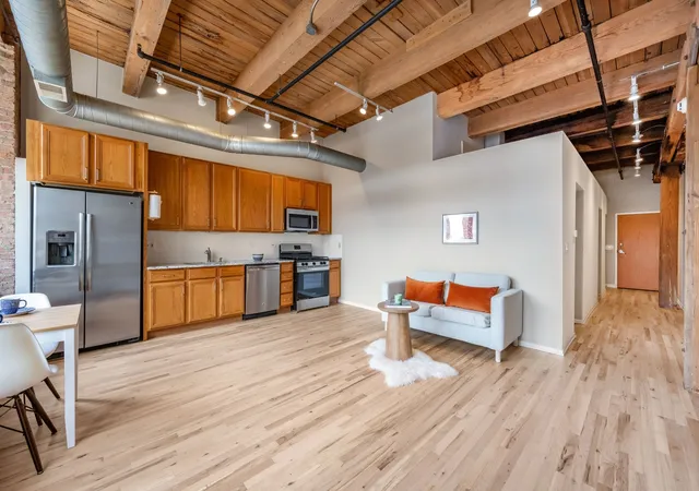 Homes for sale in Chicago, IL | 625 W Jackson Blvd #606, Chicago, IL 60661 | MLS# 12692229