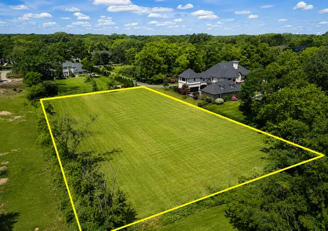5th image of 5S541 S Radcliff Rd, Naperville, IL 60563 | MLS# 12692253