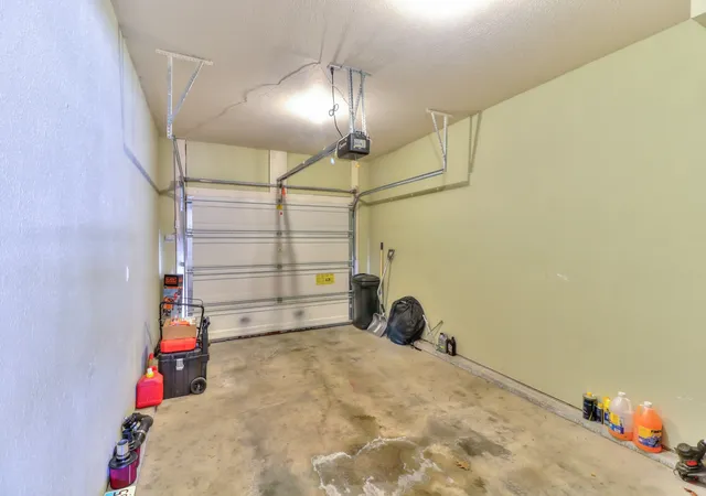Listing Photo 2 - Condo for sale in building located at 3738-3744 Summer Sage Ct, Champaign, IL 61822 - Unit #