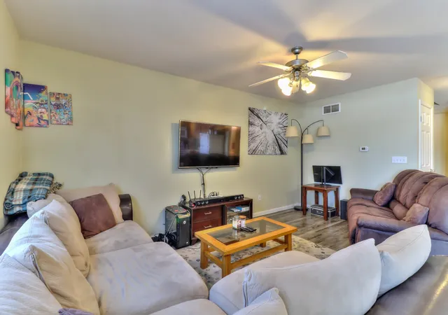 Listing Photo 4 - Condo for sale in building located at 3738-3744 Summer Sage Ct, Champaign, IL 61822
