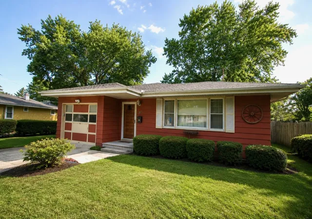 Homes for sale in Joliet, IL | 21 Morris St, Joliet, IL 60436 | MLS# 12692319