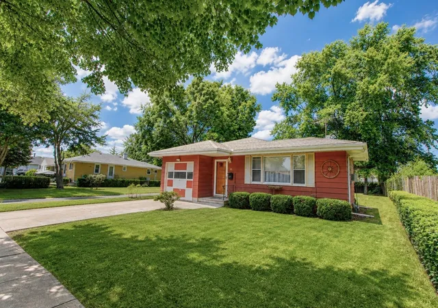 Homes for sale in Joliet, IL | 21 Morris St, Joliet, IL 60436 | MLS# 12692319