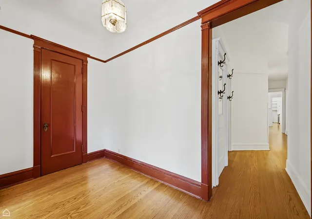 Homes for sale in Chicago, IL | 5718 S Dorchester Ave, Chicago, IL 60637
