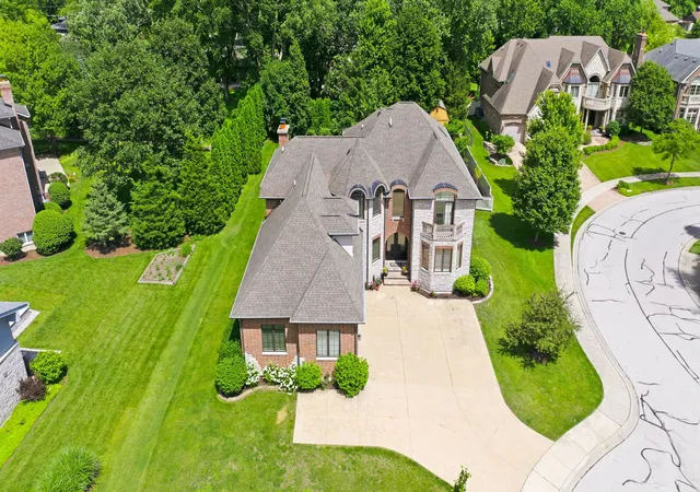 3rd image of 1736 Brian Grant Ct, Downers Grove, IL 60516 | MLS# 12692340