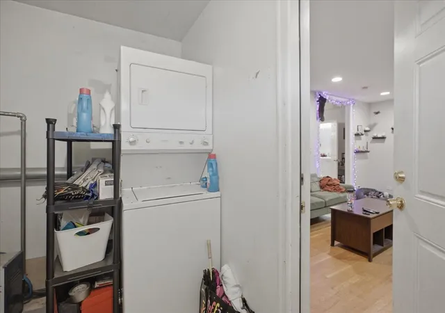 Listing Photo 4 - Condo for sale in building located at 3859 N Whipple St, Chicago, IL 60618