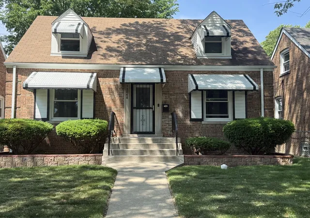 1st image of 12448 Elizabeth St S, Calumet Park, IL 60827 | MLS# 12692351
