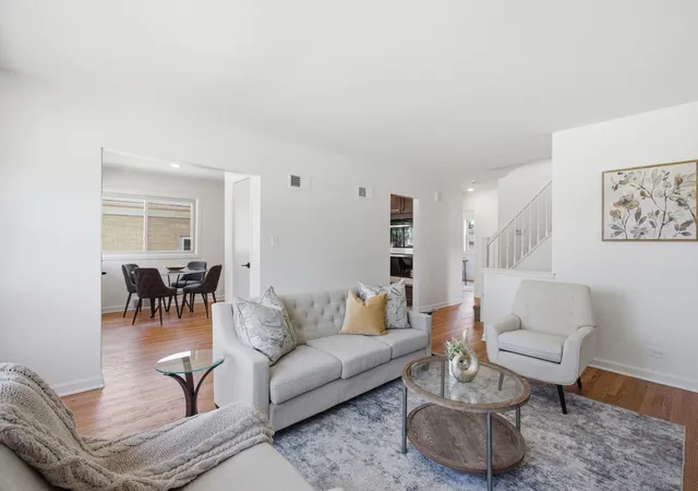 4th image of 11157 Shaw St, Westchester, IL 60154 | MLS# 12692394