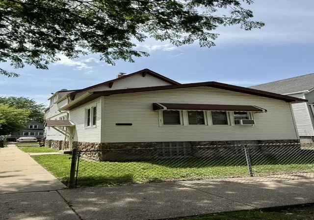 Homes for sale in Chicago, IL | 6442 S Wolcott Ave, Chicago, IL 60636 | MLS# 12692444