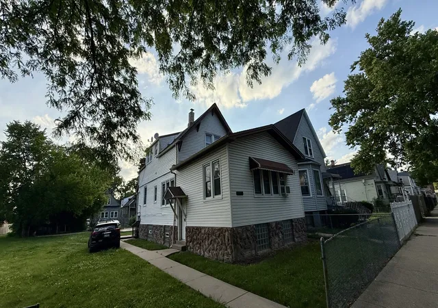 Homes for sale in Chicago, IL | 6442 S Wolcott Ave, Chicago, IL 60636 | MLS# 12692444