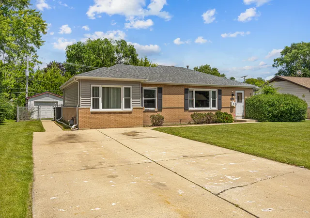 3rd image of 60 Arizona Ln, Hoffman Estates, IL 60169 | MLS# 12692451