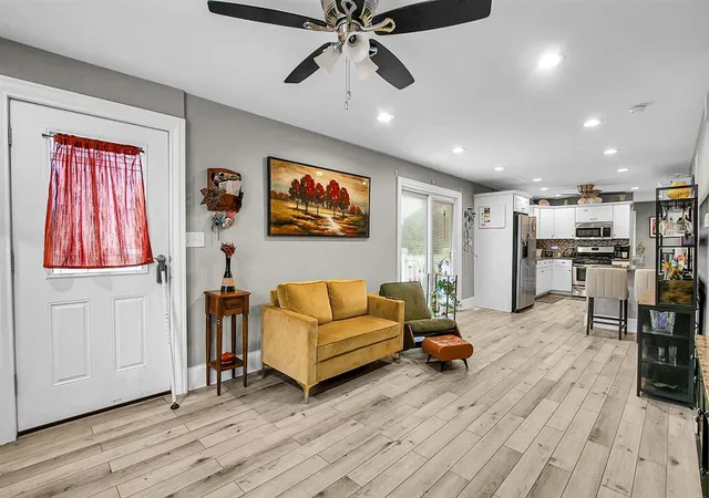 Photo 3 of Single family home for sale at 1720 63rd Street, Downers Grove, IL 60516 | MLS# 12692452 | Listing updated on 2026-09-24