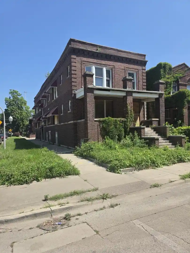 Listing Photo 30 - Condo for sale in 1224 W 64th St located at 1224 W 64th St, Chicago, IL 60636 - Unit 1224 W 64th Street