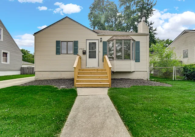 image of 17513 Community St, Lansing, IL 60438 | MLS# 12692484