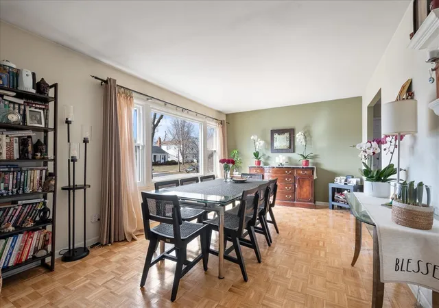 Homes for sale in Buffalo Grove, IL | 517 Longwood Dr, Buffalo Grove, IL 60089 | MLS# 12692492