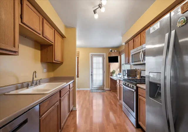 Homes for sale in Buffalo Grove, IL | 517 Longwood Dr, Buffalo Grove, IL 60089 | MLS# 12692492