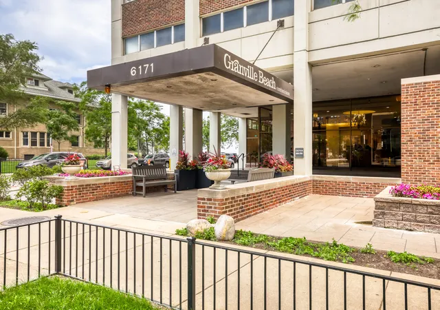 Homes for sale in Chicago, IL | 6171 N Sheridan Rd #2311, Chicago, IL 60660 | MLS# 12692560