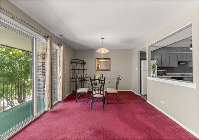 Listing Photo 5 - Condo for sale in building located at 9122 S Pulaski Rd, Oak Lawn, IL 60453 - Unit #2E