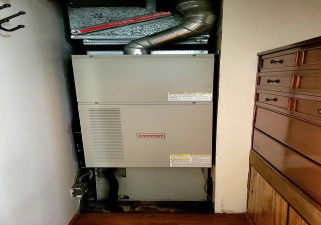 Homes for sale in Chicago Ridge, IL | 11022 Massasoit, Chicago Ridge, IL 60415 | MLS# 12692639