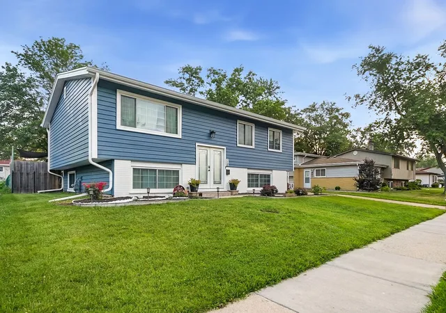 Homes for sale in Park Forest, IL | 216 Lee St, Park Forest, IL 60466 | MLS# 12692714