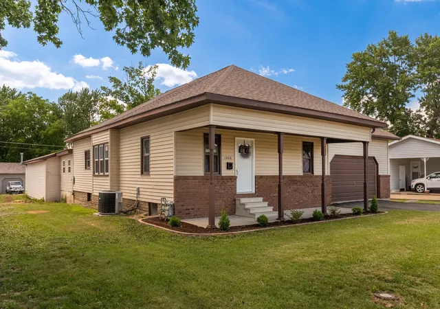 51st image of 1406 N Glendale St, Marion, IL 62959 | MLS# 12692718