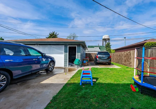 16th image of 7832 Lamon Ave, Burbank, IL 60459 | MLS# 12692742