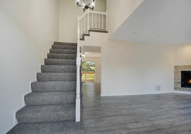 2nd image of 18 Woodsorrel Pl, Woodridge, IL 60517 | MLS# 12692755