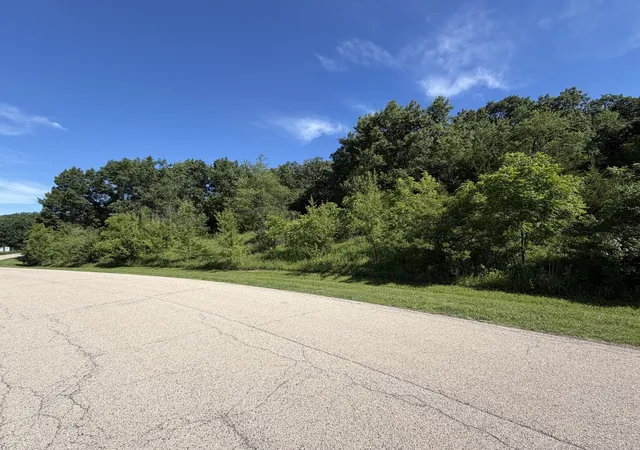 Homes for sale in Crystal Lake, IL | Lot 27 Fawn Trl, Crystal Lake, IL 60012 | MLS# 12692756