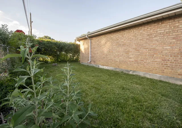 20th image of 2500 Westover Ave, Riverside, IL 60546 | MLS# 12692762