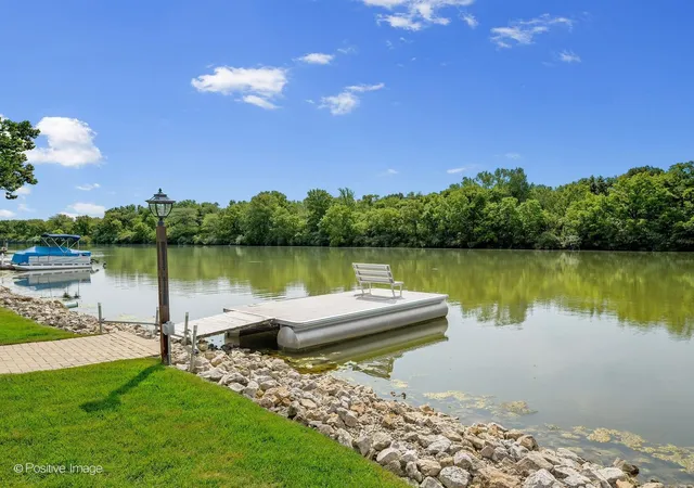 3rd image of 335 Edgewater Dr, Morris, IL 60450 | MLS# 12692772